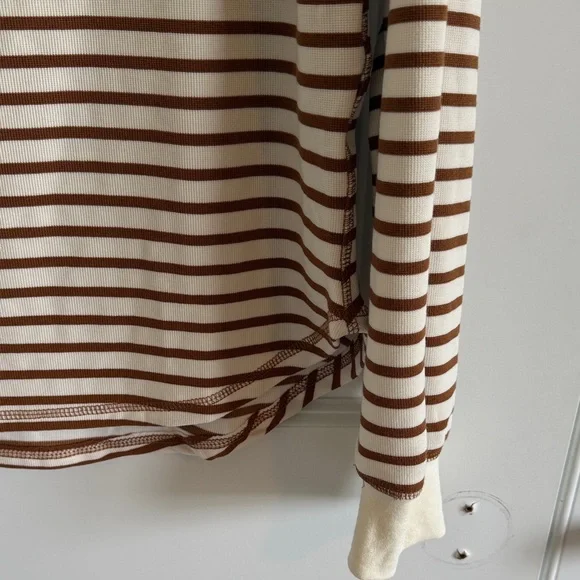 NWT Blu Pepper Striped Henley Top in Cream and Brown Large - Picture 6 of 9